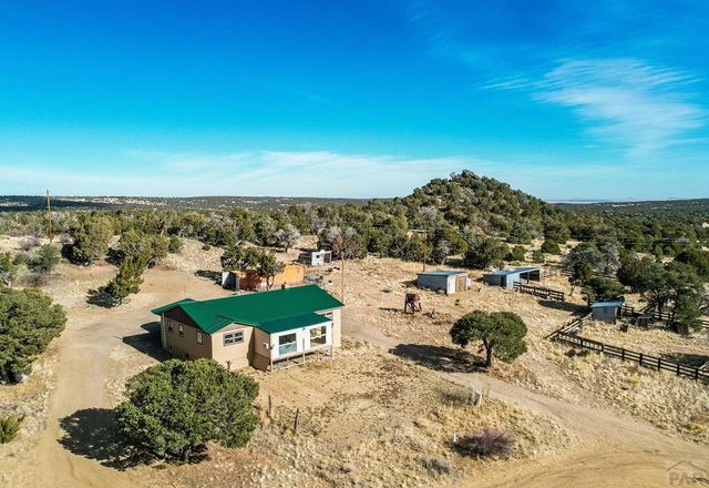 952 Twin Lakes Rd, Walsenburg, CO 81089