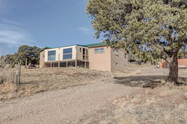 952 Twin Lakes Rd, Walsenburg, CO 81089