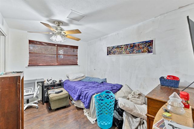 2711 N Locust Street, Denton, TX 76209