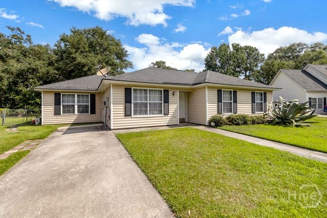 402 Sterling Creek Drive, Richmond Hill, GA 31324