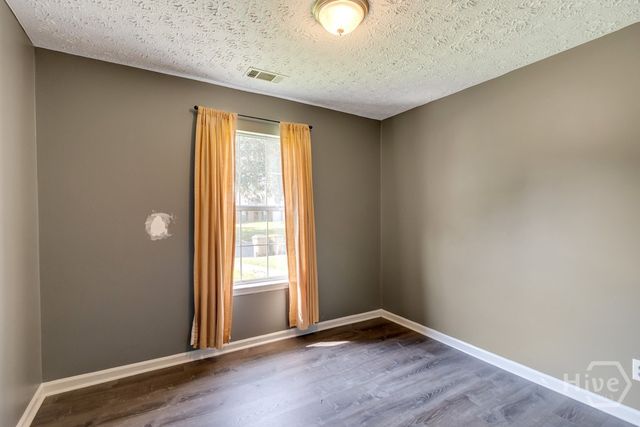 402 Sterling Creek Drive, Richmond Hill, GA 31324