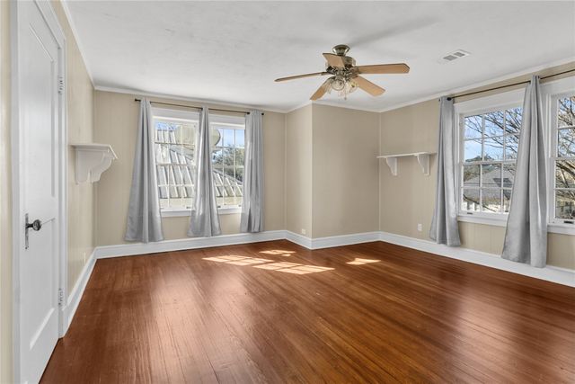 206 S Avenue B, Wortham, TX 76693