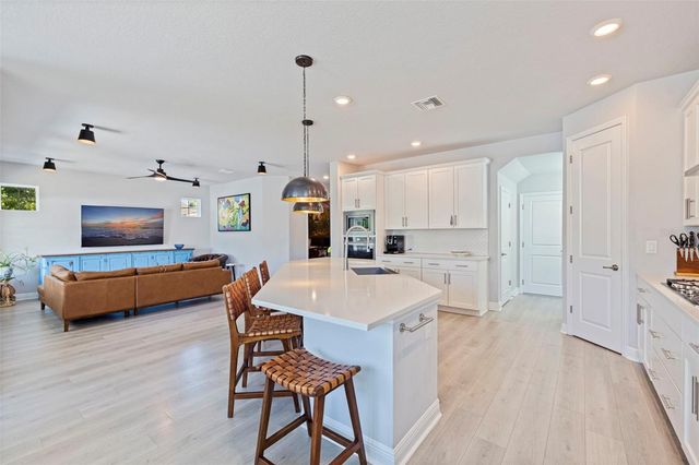 4626 10TH AVENUE N, St Petersburg, FL 33713