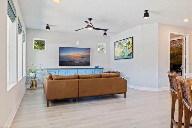 4626 10TH AVENUE N, St Petersburg, FL 33713