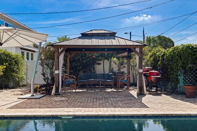 4626 10TH AVENUE N, St Petersburg, FL 33713