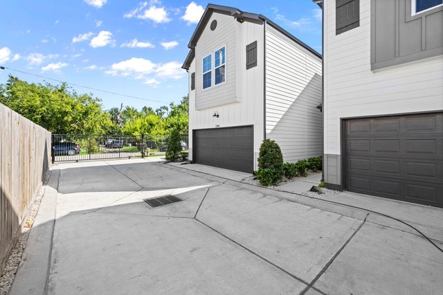 3208 Bostic C, Houston, TX 77093