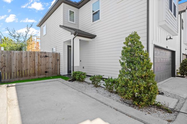 3208 Bostic C, Houston, TX 77093