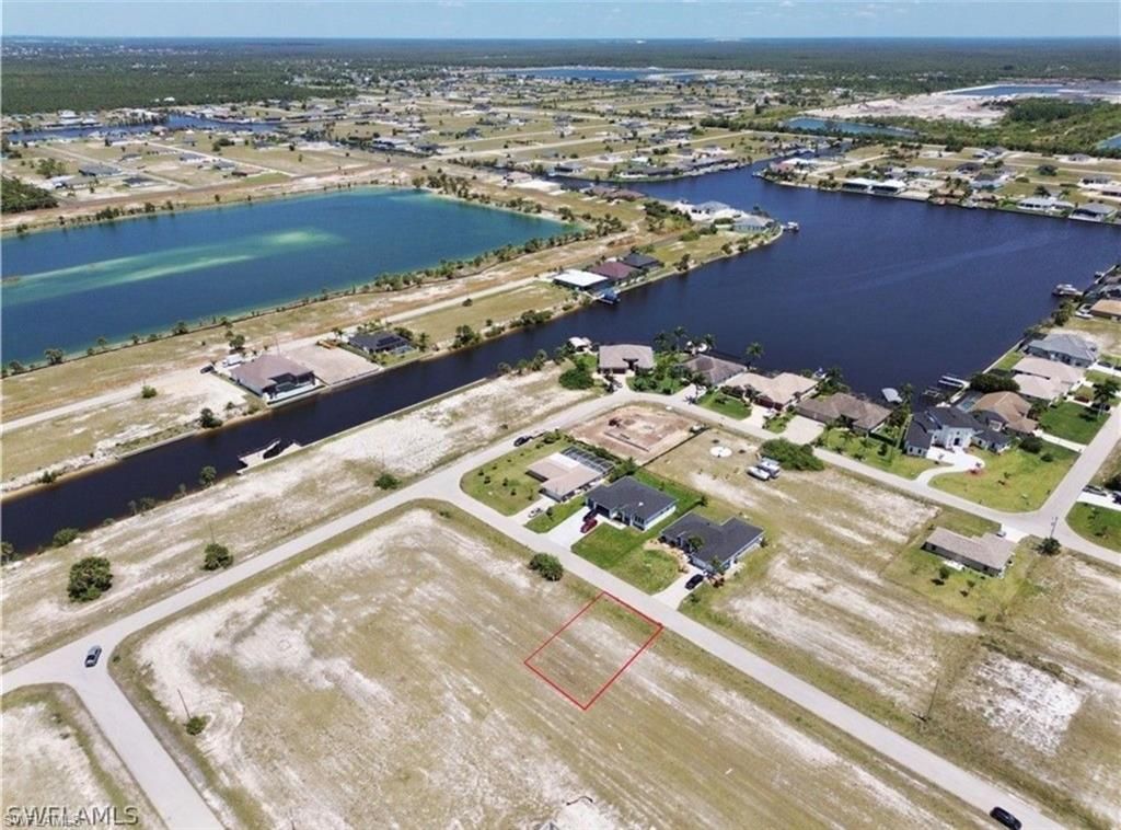 Image 7 of property listing at 3510 NW 45th AVE, Cape Coral, FL 33993