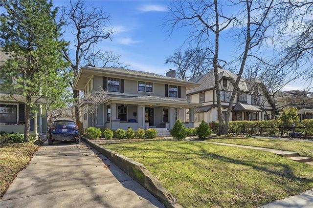 5825 McGee Street, Kansas City, MO 64113