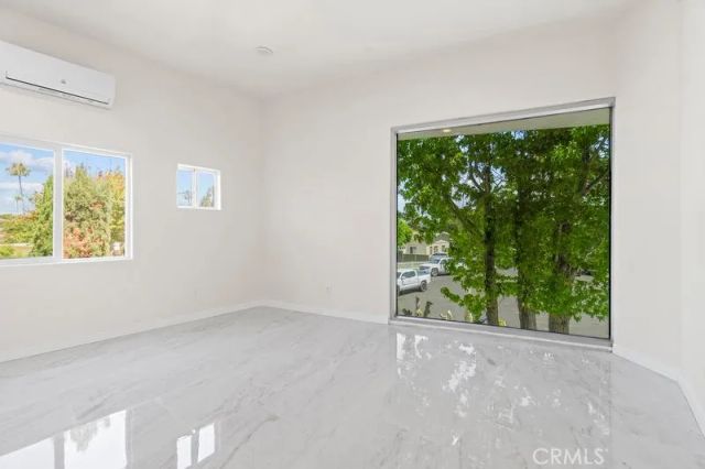 1580 san bernardino, Costa Mesa, CA 92627