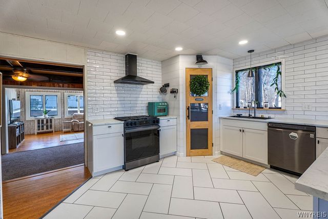 273 Reserve Road, West Seneca, NY 14224