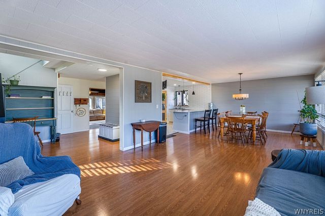 273 Reserve Road, West Seneca, NY 14224