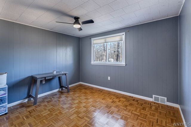 273 Reserve Road, West Seneca, NY 14224