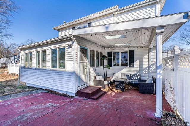 273 Reserve Road, West Seneca, NY 14224