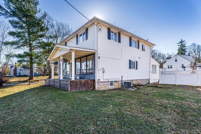 273 Reserve Road, West Seneca, NY 14224