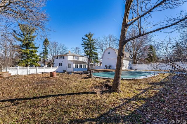 273 Reserve Road, West Seneca, NY 14224