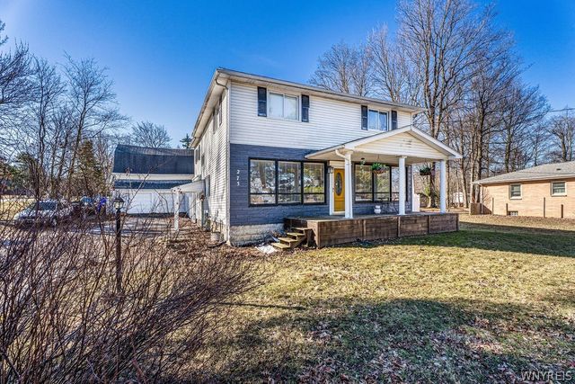 273 Reserve Road, West Seneca, NY 14224