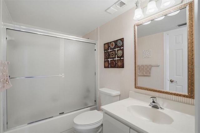 6372 PALMA DEL MAR BOULEVARD S 1207, St Petersburg, FL 33715