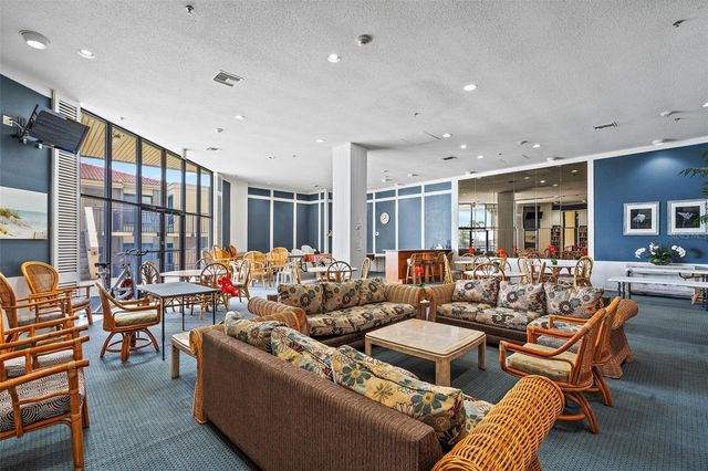 6372 PALMA DEL MAR BOULEVARD S 1207, St Petersburg, FL 33715