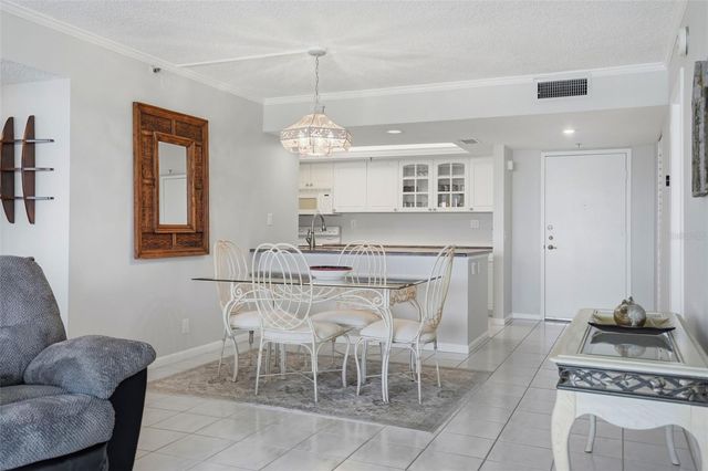 6372 PALMA DEL MAR BOULEVARD S 1207, St Petersburg, FL 33715