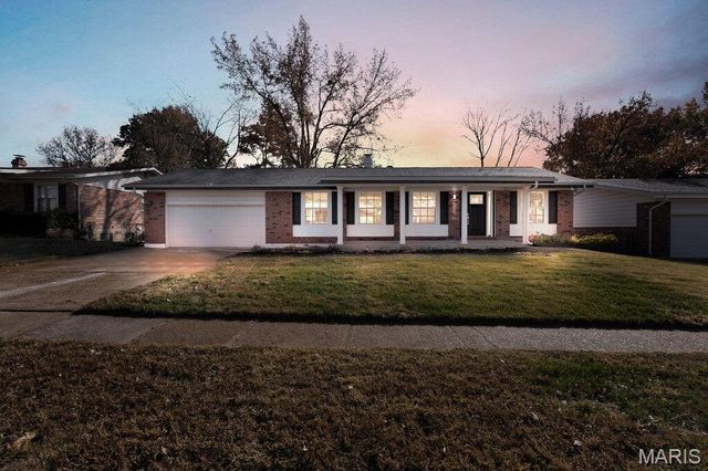 4478 Papal Drive, Florissant, MO 63033