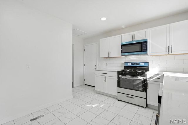 4478 Papal Drive, Florissant, MO 63033