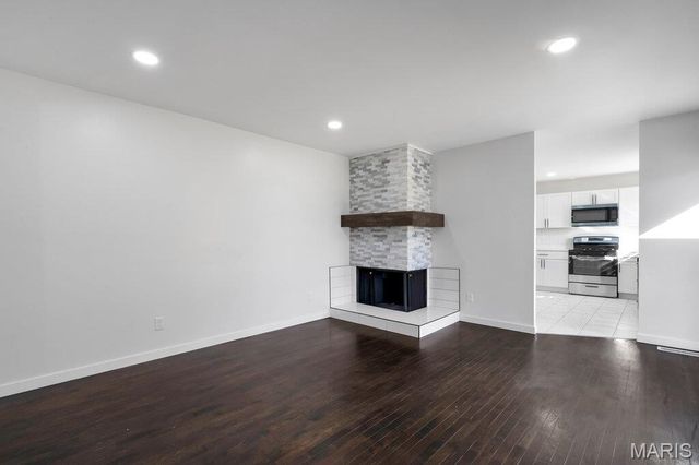 4478 Papal Drive, Florissant, MO 63033