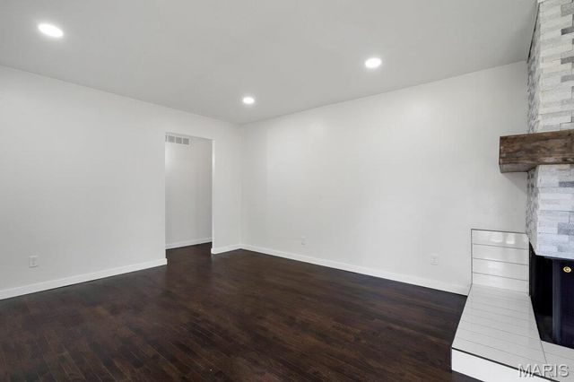 4478 Papal Drive, Florissant, MO 63033