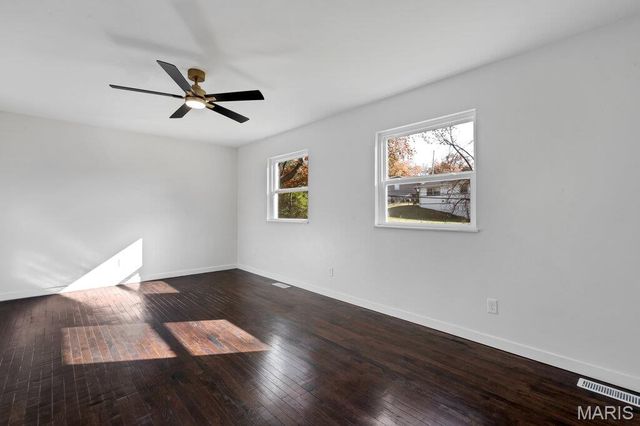 4478 Papal Drive, Florissant, MO 63033