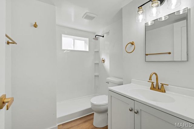 4478 Papal Drive, Florissant, MO 63033