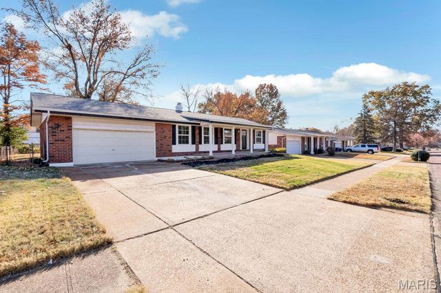 4478 Papal Drive, Florissant, MO 63033