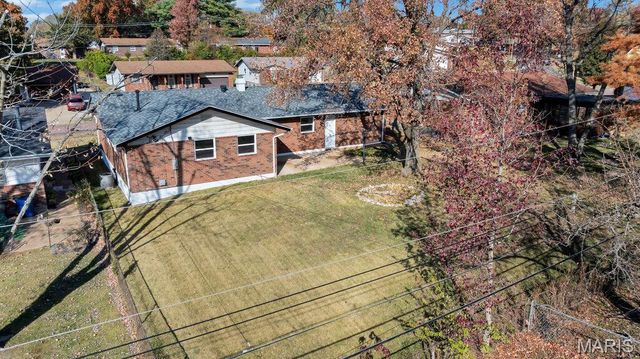 4478 Papal Drive, Florissant, MO 63033