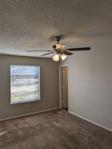 5608 Burton Avenue, Fort Worth, TX 76119