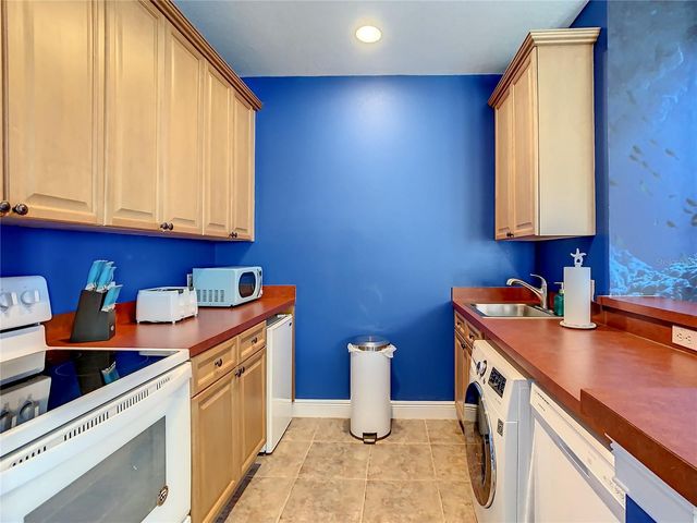 1424 TITIAN COURT, Reunion, FL 34747