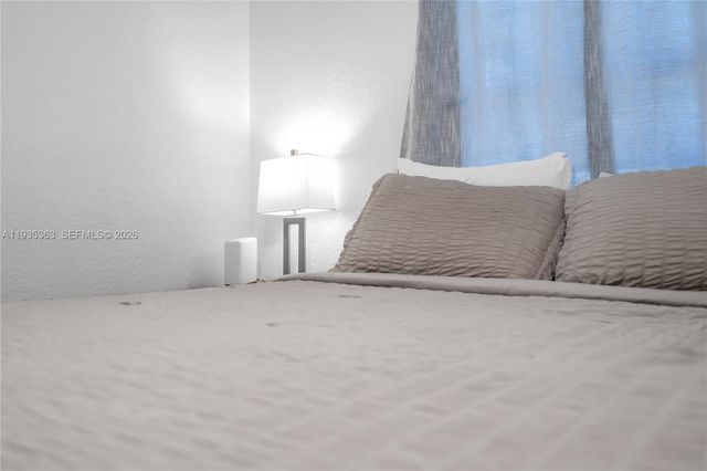 2970 NW 15th St. 2970, Miami, FL 33125