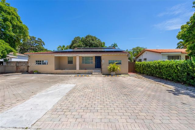 2970 NW 15th St. 2970, Miami, FL 33125