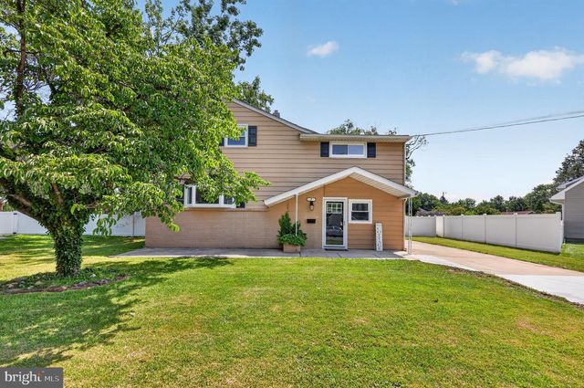2 PATTERSON AVE, Pennsville, NJ 08070