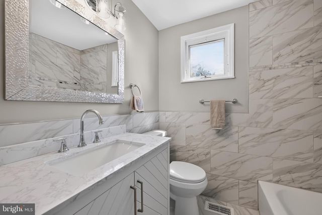 2 PATTERSON AVE, Pennsville, NJ 08070