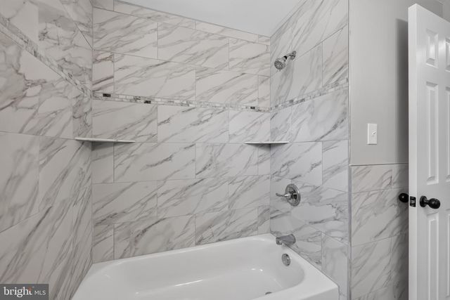 2 PATTERSON AVE, Pennsville, NJ 08070