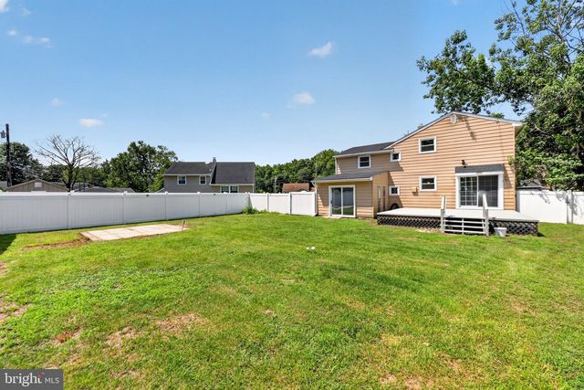 2 PATTERSON AVE, Pennsville, NJ 08070