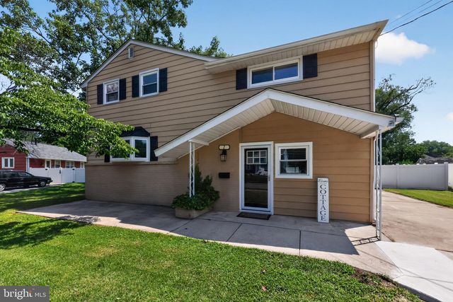 2 PATTERSON AVE, Pennsville, NJ 08070