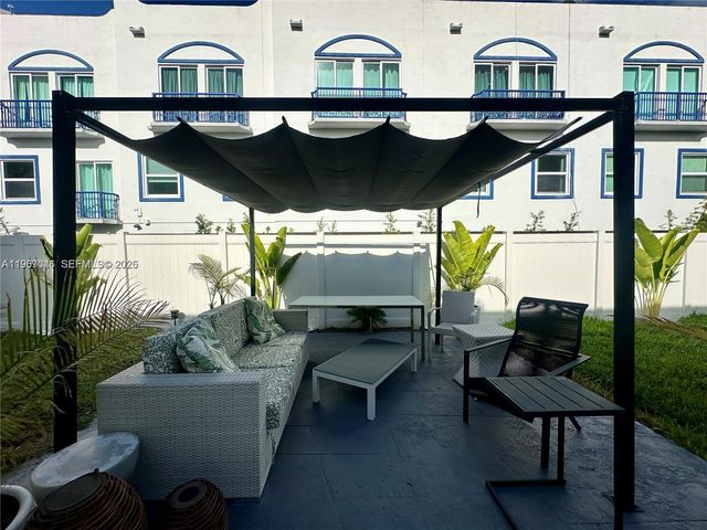 1135 101st St 3, Bay Harbor Islands, FL 33154