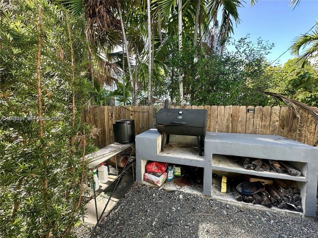 1135 101st St 3, Bay Harbor Islands, FL 33154