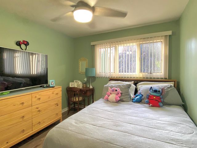 2330 Hillendale Drive, Rochester Hills, MI 48309