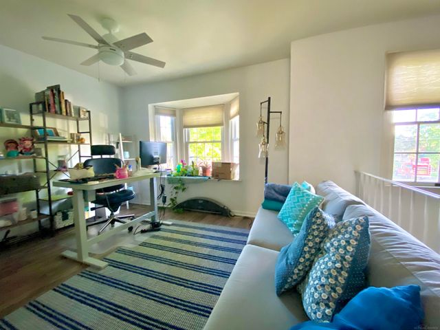 2330 Hillendale Drive, Rochester Hills, MI 48309
