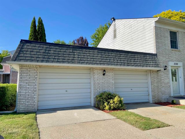 2330 Hillendale Drive, Rochester Hills, MI 48309