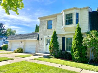 2330 Hillendale Drive, Rochester Hills, MI 48309