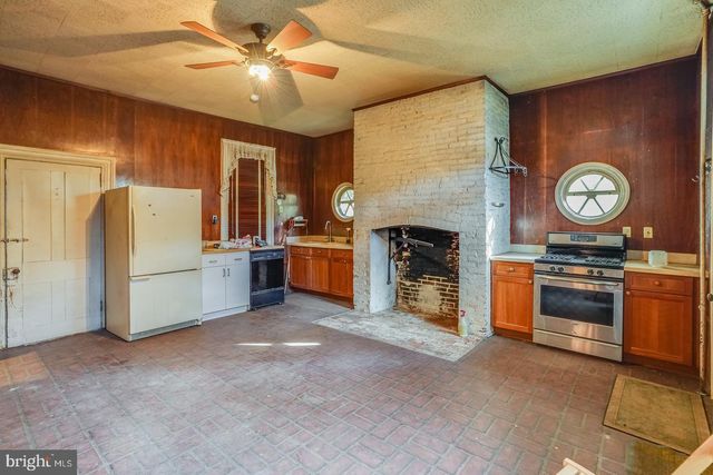 419 S STATE ST, Dover, DE 19901