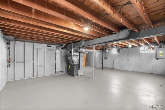 1325 Kappel Drive, St Louis, MO 63135