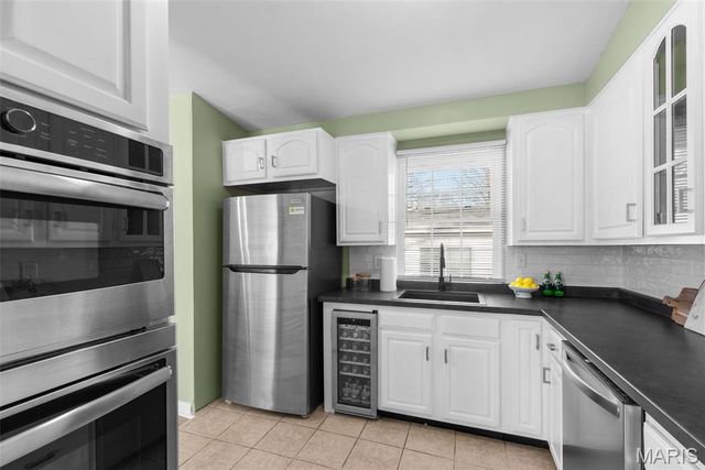 1325 Kappel Drive, St Louis, MO 63135